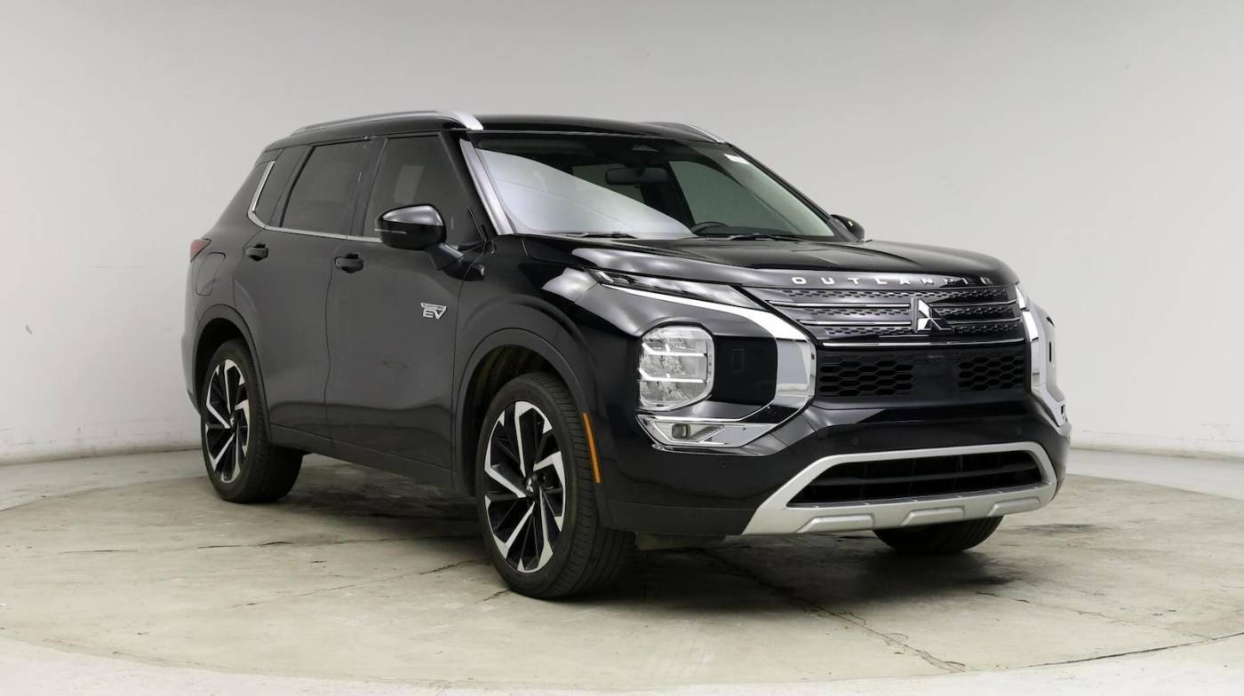 2023 Mitsubishi Outlander Plug-In Hybrid SE — SUV — 28,528 mi — Charlotte, NC