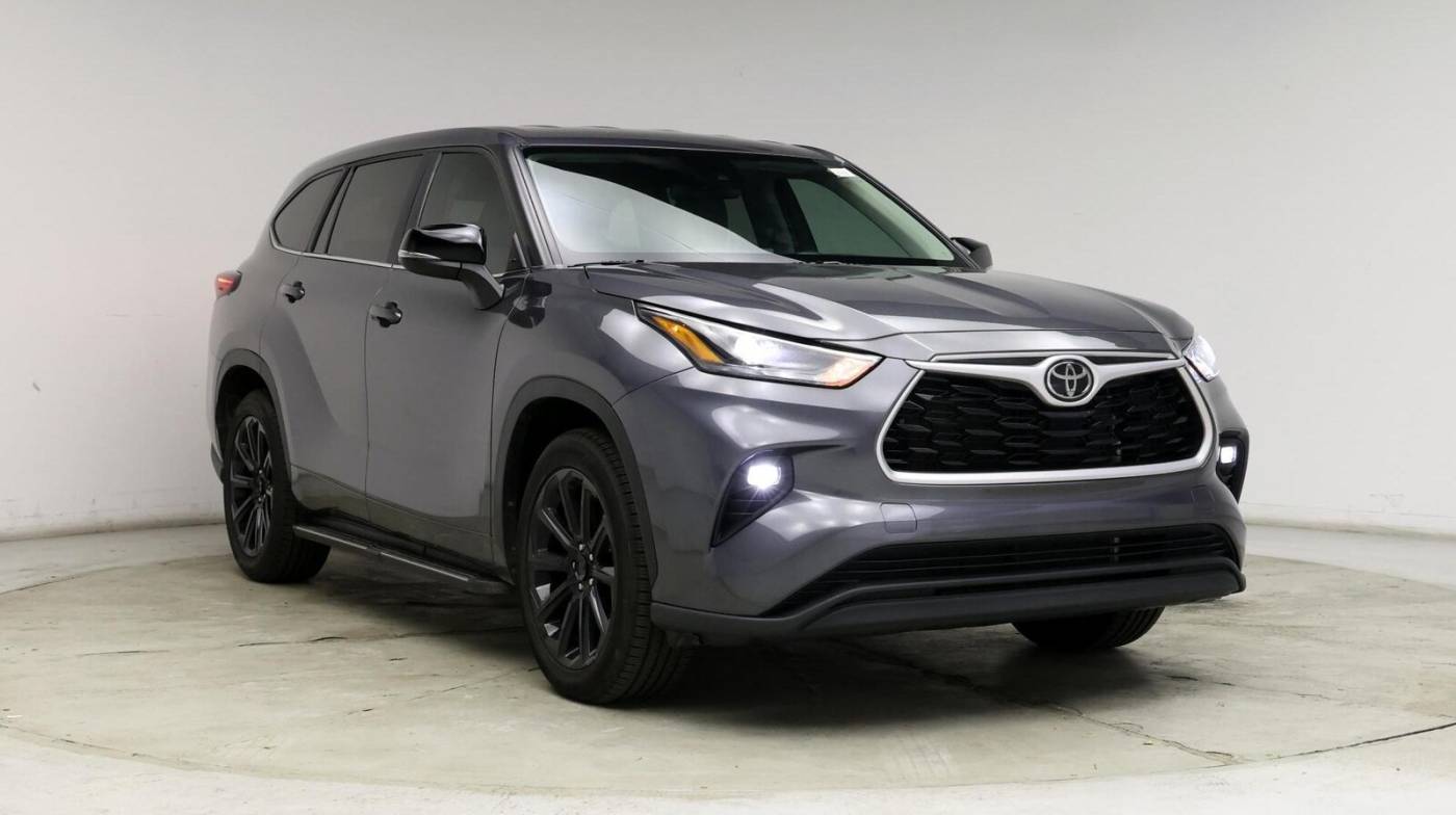 2023 Toyota Highlander LE — SUV — 21,771 mi — Charlotte, NC