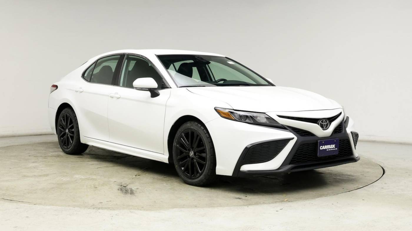 2022 Toyota Camry SE — Sedan — 54,976 mi — Charlotte, NC