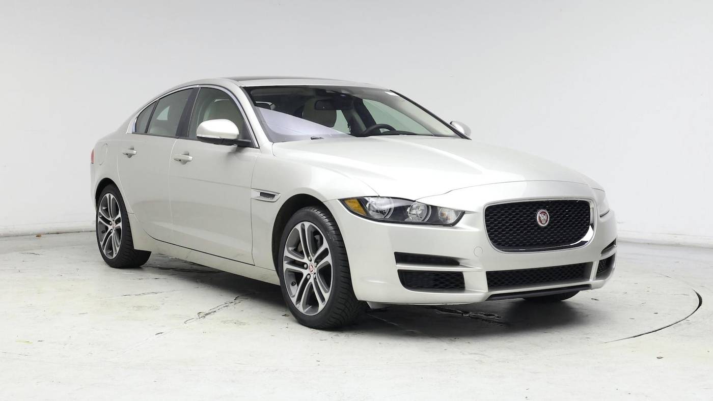 2017 Jaguar XE