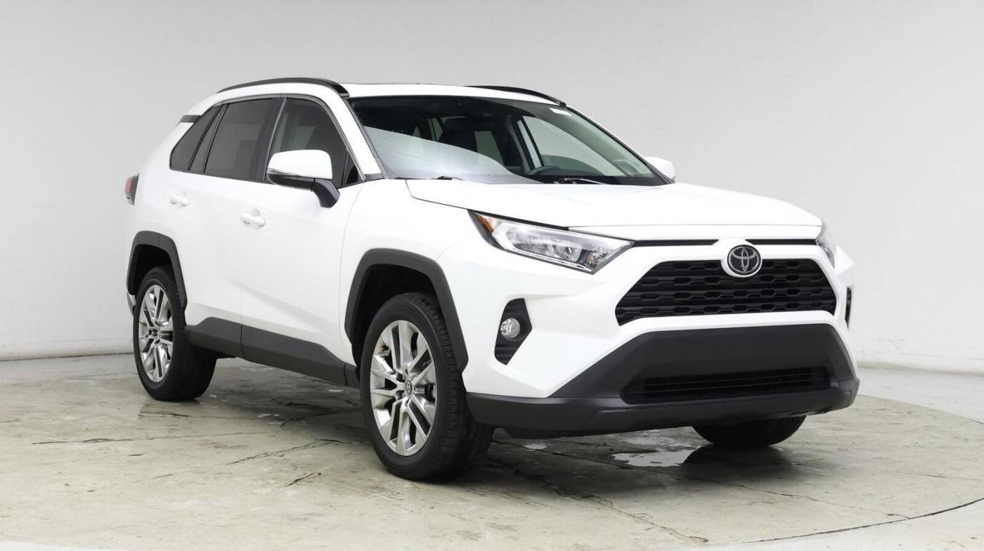 2020 Toyota RAV4 XLE Premium — SUV — 23,576 mi — Charlotte, NC