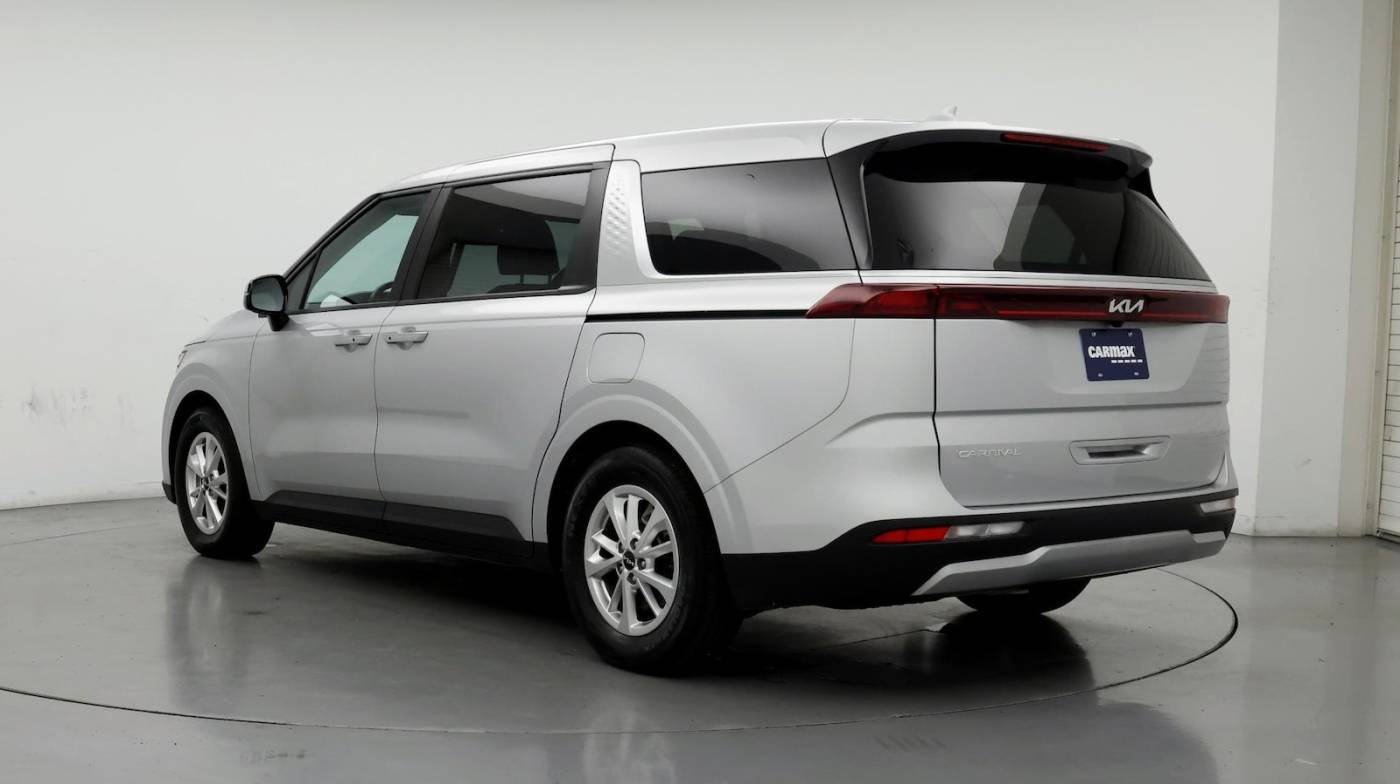 2023 Kia Carnival LXS — Minivan — 38,790 mi — Kenner, LA