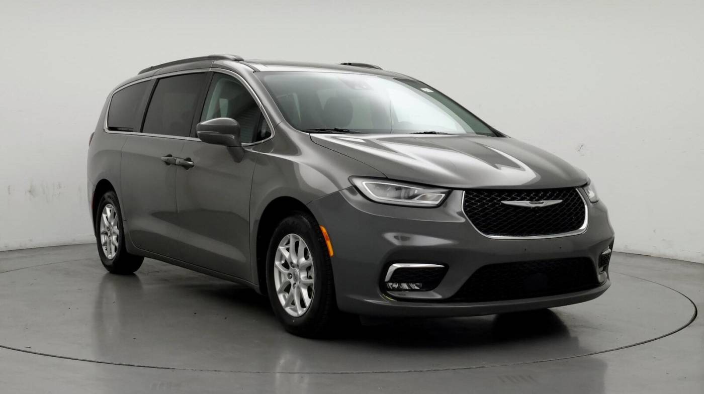 2022 Chrysler Pacifica Touring L — Minivan — 58,221 mi — Kenner, LA