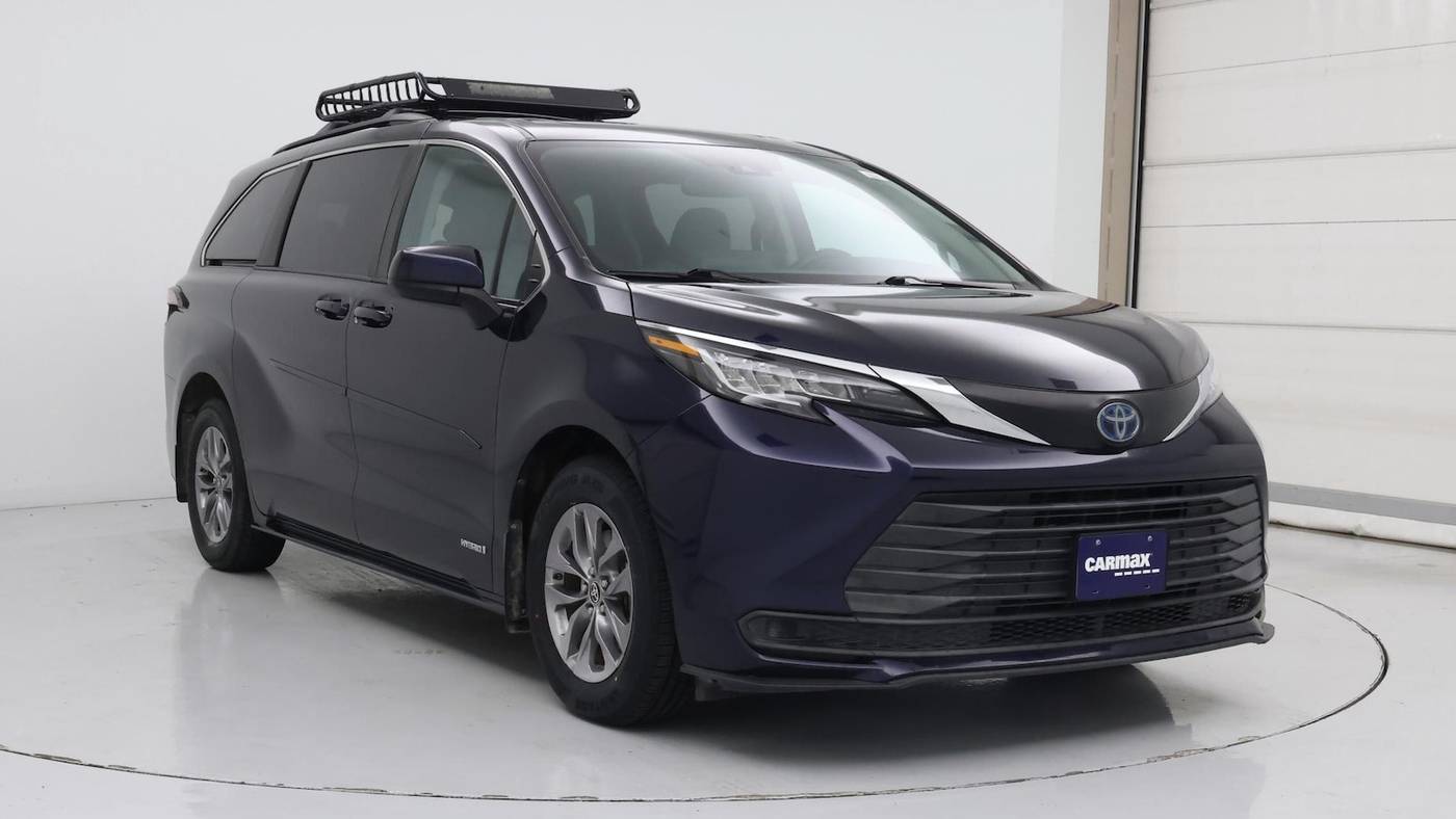 2021 Toyota Sienna LE — Minivan — 65,542 mi — Killeen, TX