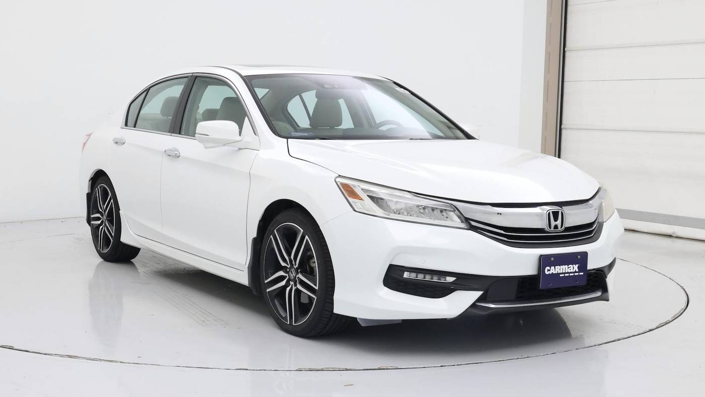 2017 Honda Accord Touring — Sedan — 54,414 mi — Killeen, TX