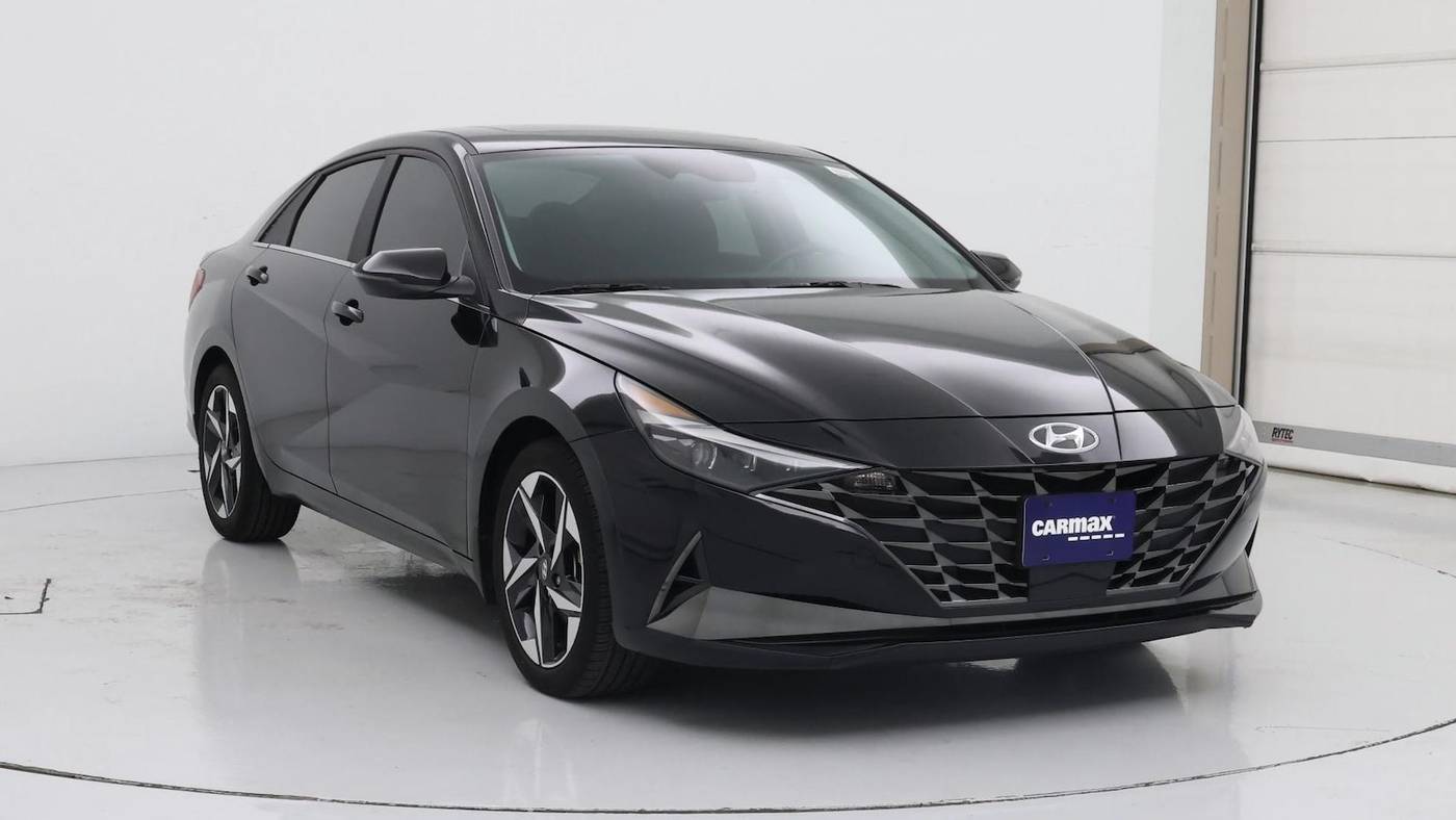 2023 Hyundai Elantra Limited — Sedan — 11,560 mi — Killeen, TX