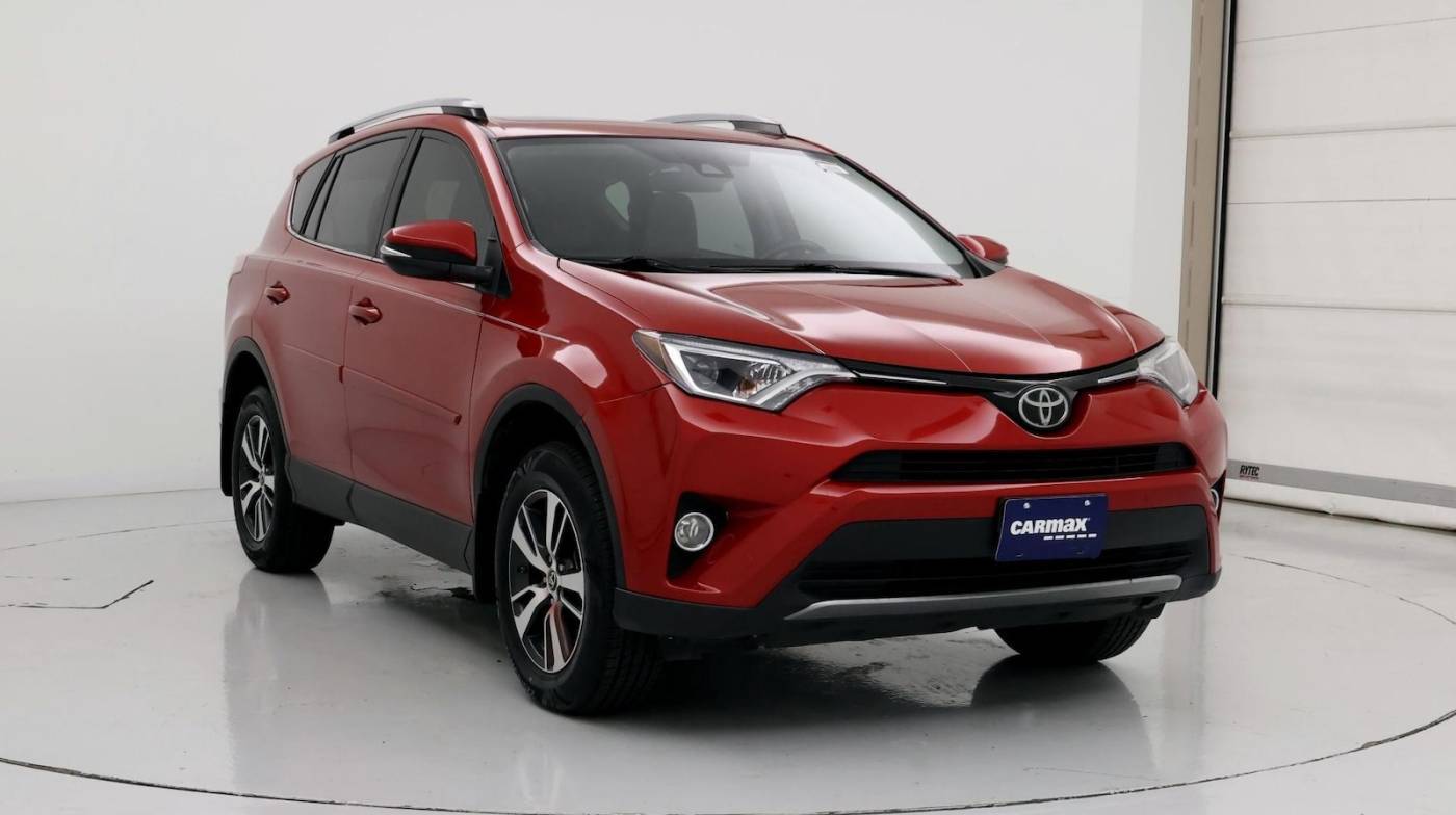 2017 Toyota RAV4 XLE — SUV — 102,455 mi — Lubbock, TX