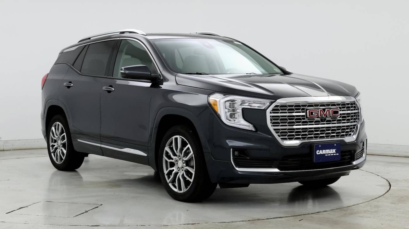 2022 GMC Terrain Denali — SUV — 5,133 mi — Milwaukee, WI