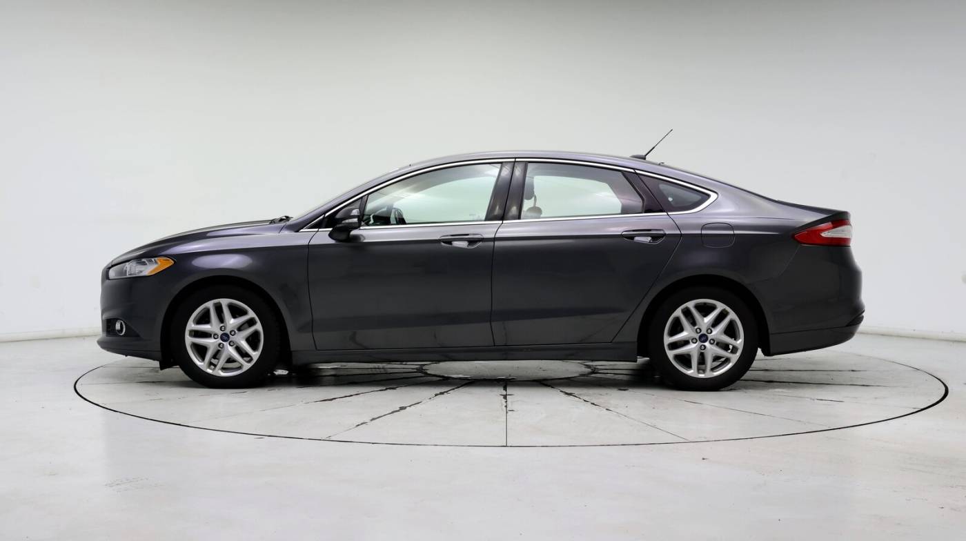 2015 Ford Fusion SE — Sedan — 117,376 mi — Milwaukee, WI