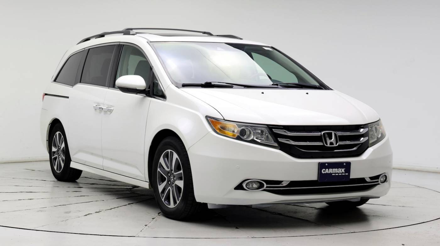 2014 Honda Odyssey Touring Elite — Minivan — 116,145 mi — Milwaukee, WI