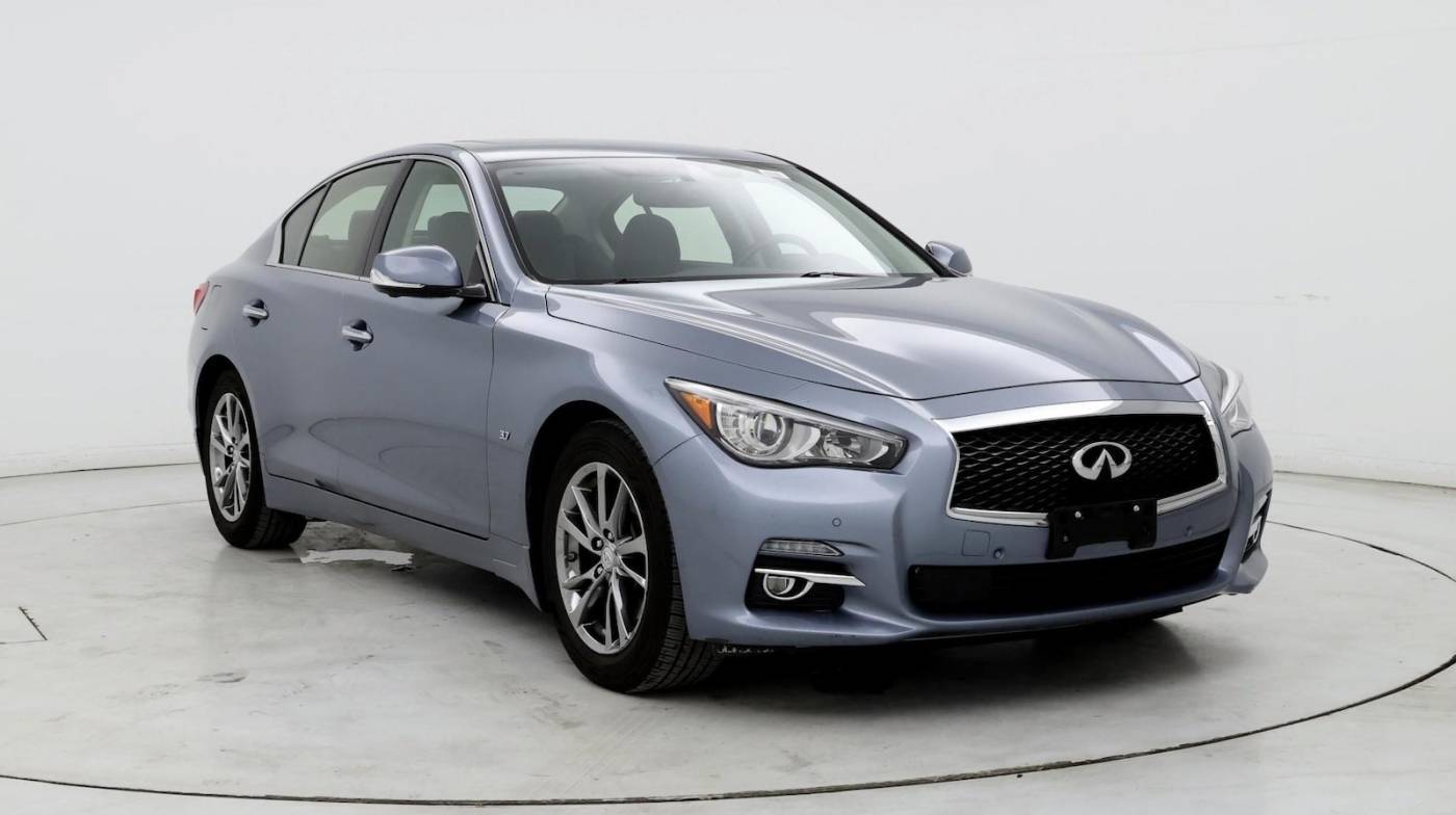 2015 INFINITI Q50 Premium — Sedan — 75,797 mi — Milwaukee, WI