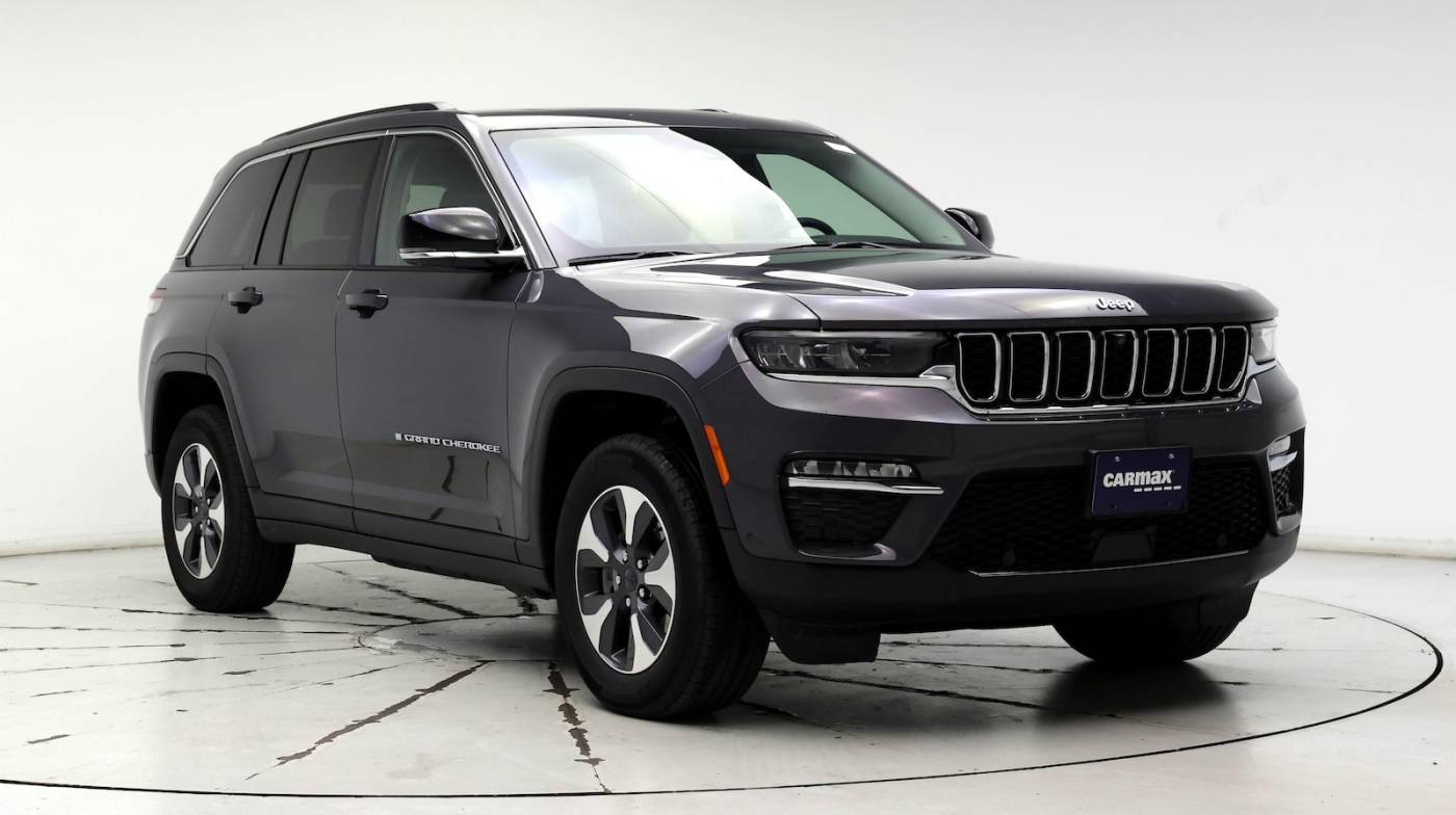 2022 Jeep Grand Cherokee 4xe — SUV — 28,828 mi — Milwaukee, WI
