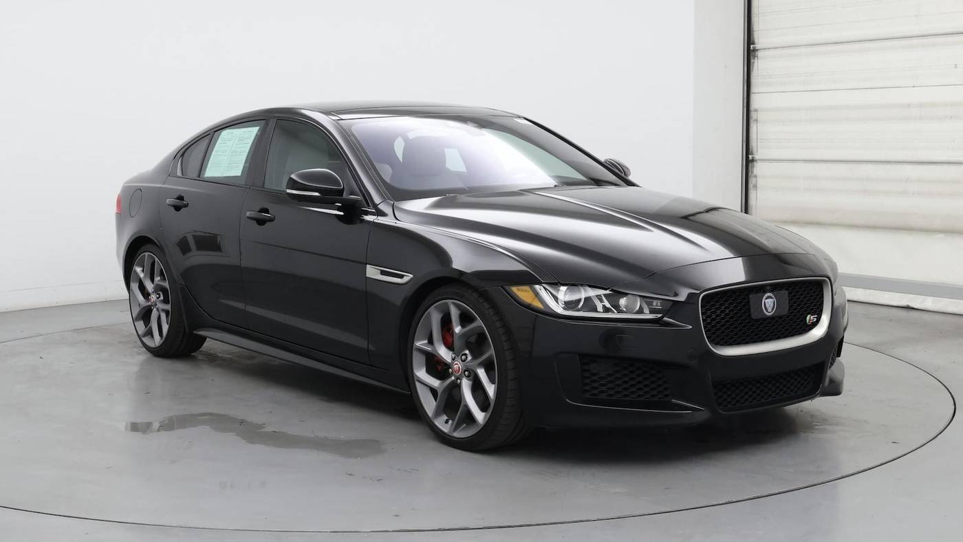 2019 Jaguar XE