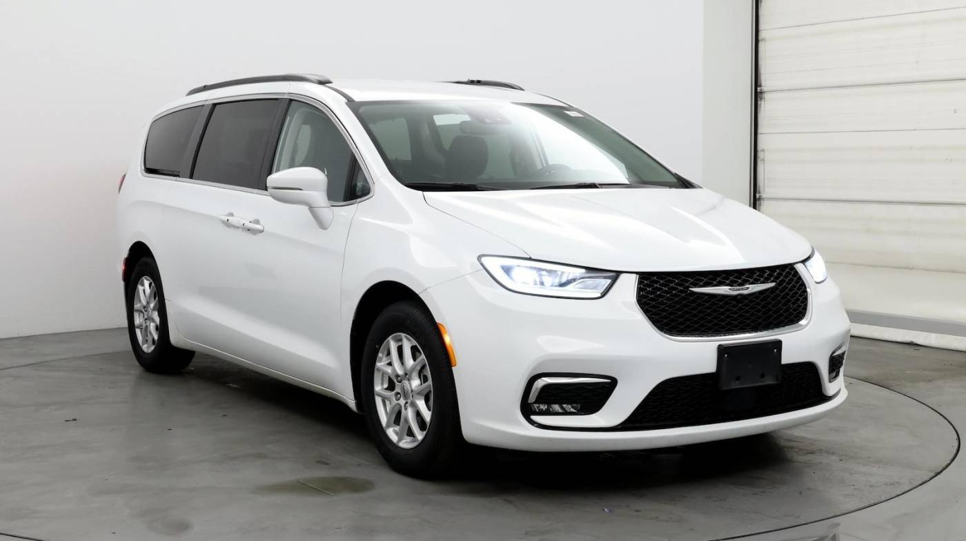 2022 Chrysler Pacifica Touring L — Minivan — 45,246 mi — Montgomery, AL