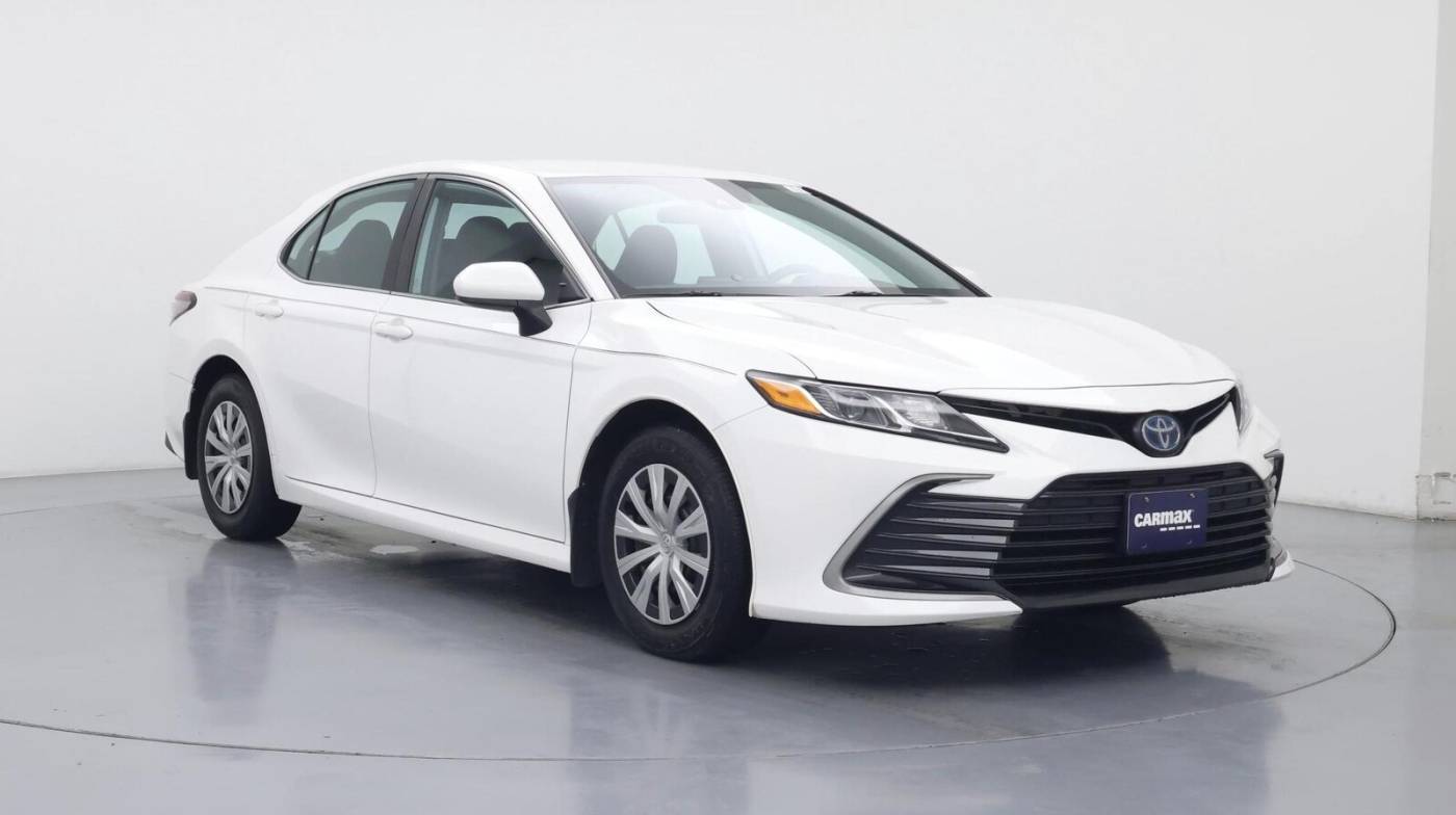 2022 Toyota Camry Hybrid LE — Sedan — 17,006 mi — Murfreesboro, TN