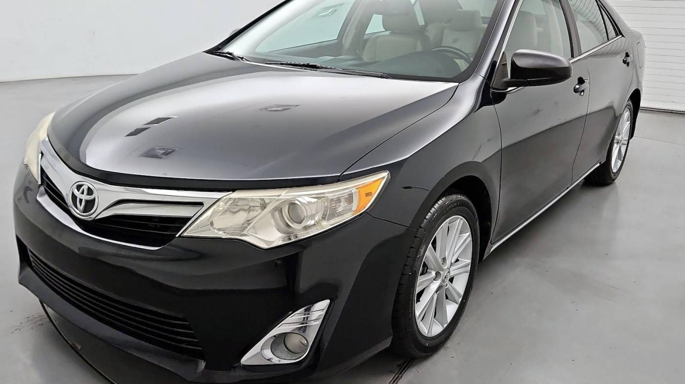 2013 Toyota Camry XLE — Sedan — 99,421 mi — Covington, LA