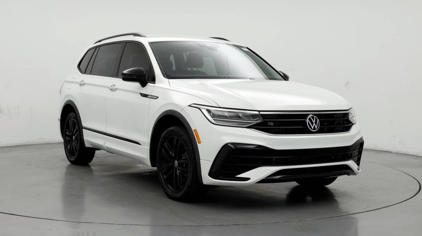 2022 Volkswagen Tiguan SE R-Line Black — SUV — 23,826 mi — Covington, LA