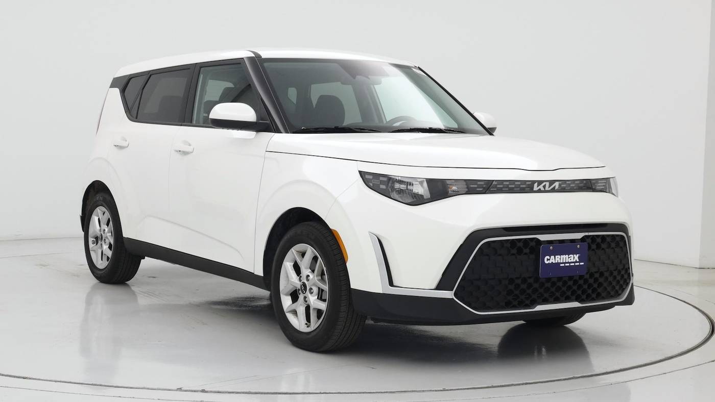 2025 Kia Soul LX — Hatchback — 8,999 mi — Palm Desert, CA
