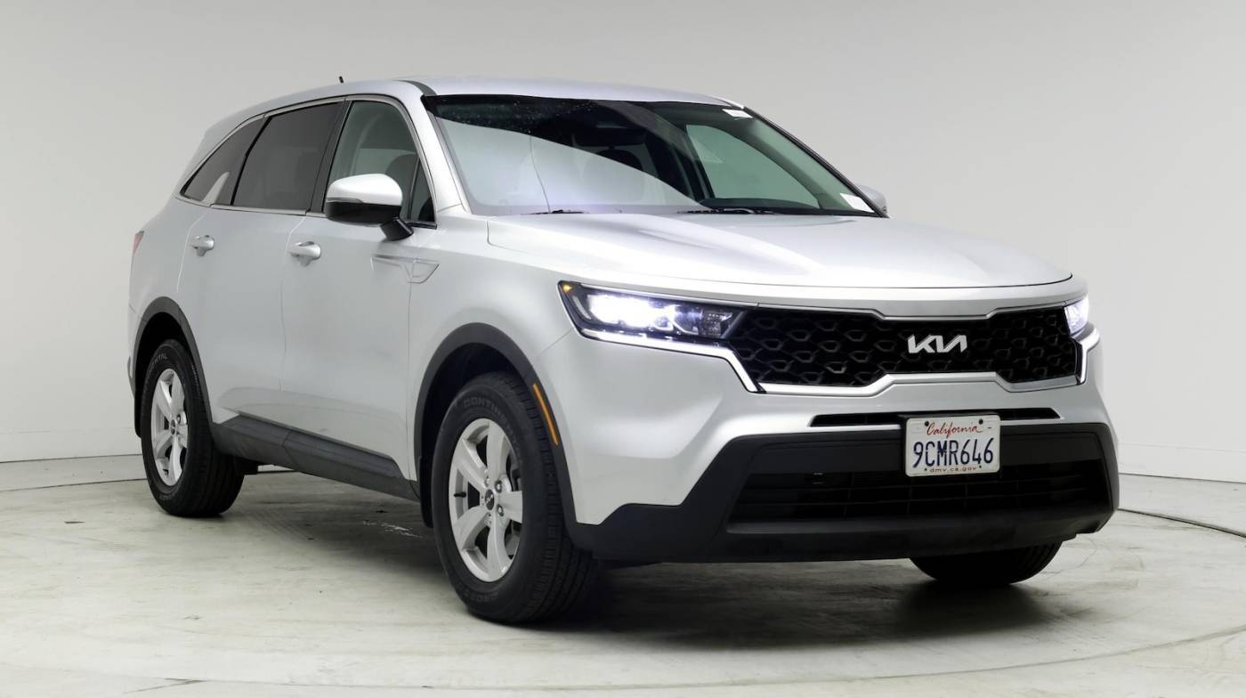 2022 Kia Sorento LX — SUV — 33,874 mi — Palm Desert, CA