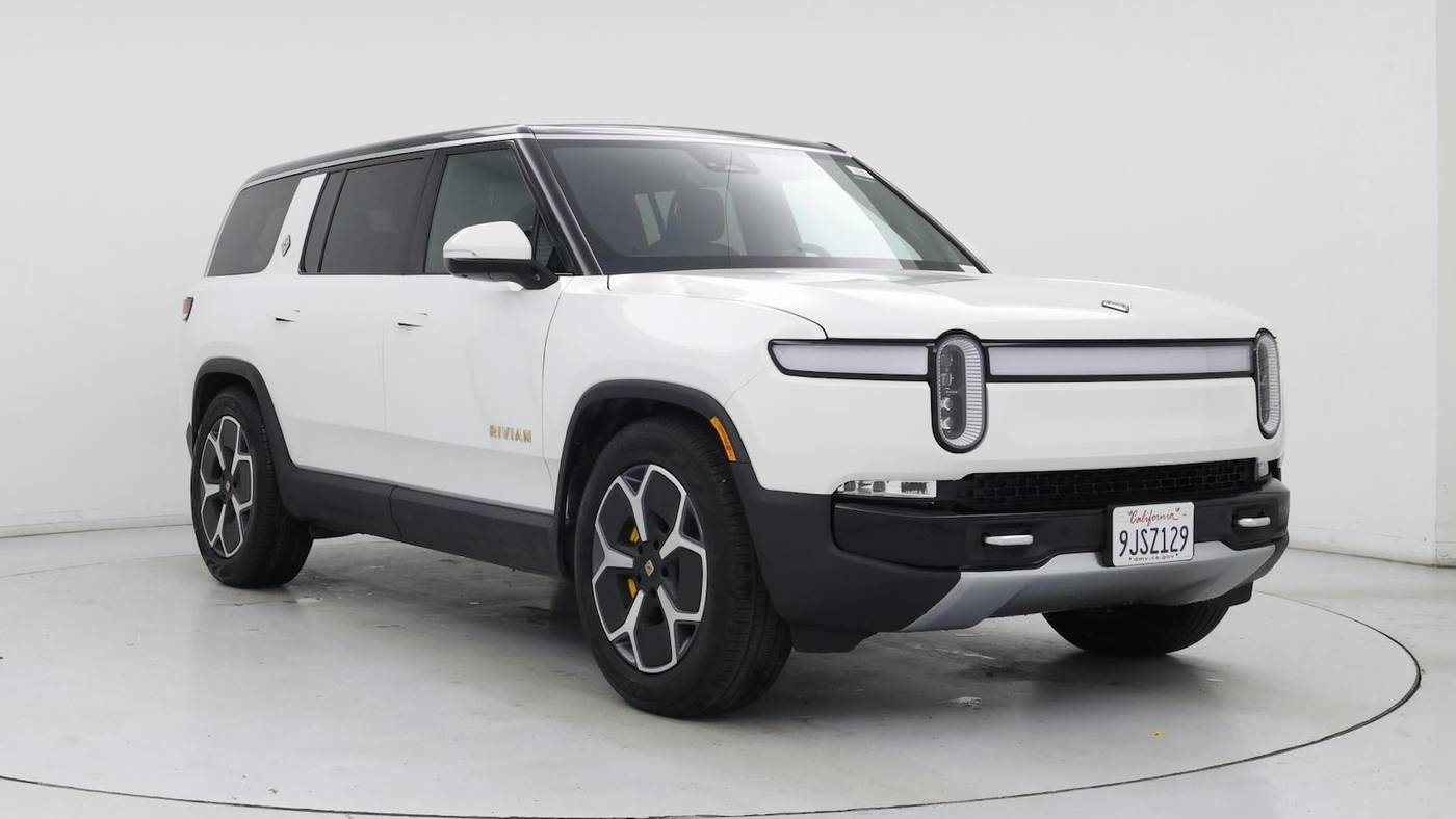 2023 Rivian R1S