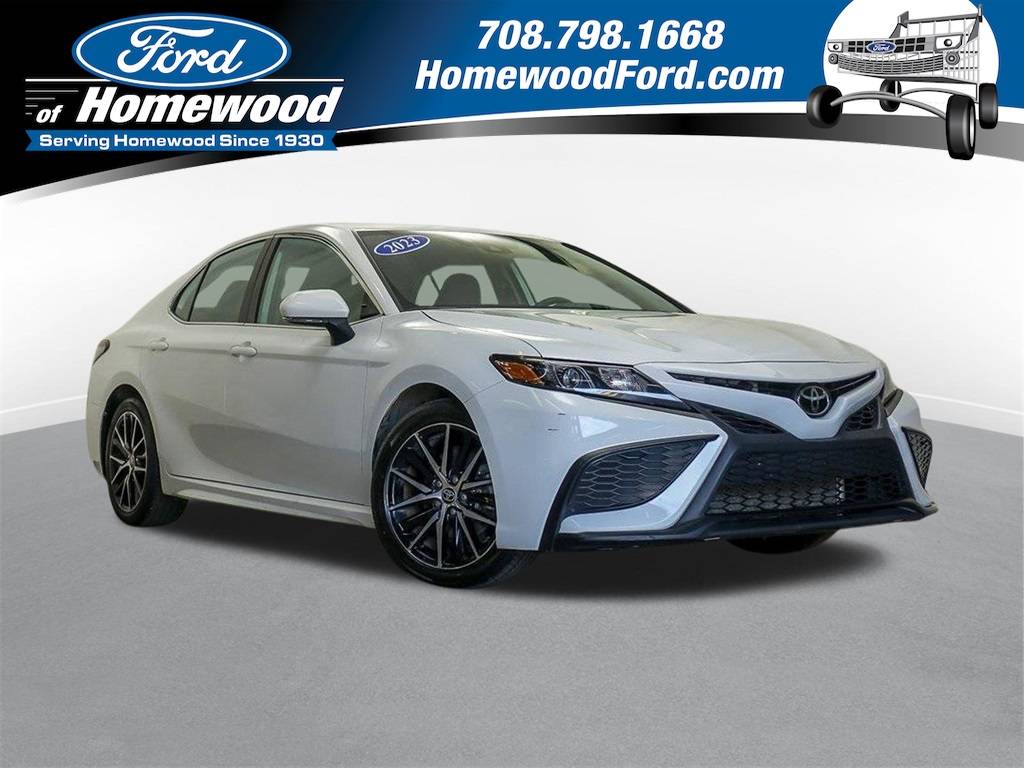 2024 Toyota Camry SE — Sedan — 40,560 mi — Homewood, IL