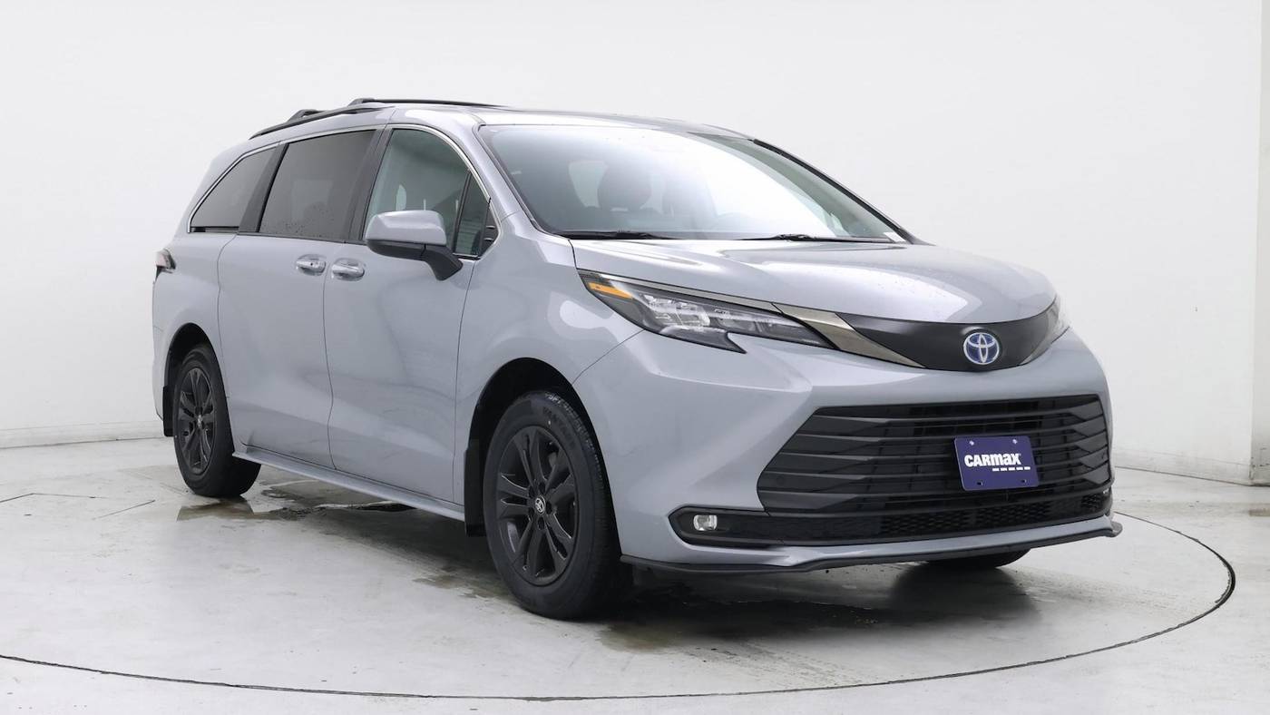 2024 Toyota Sienna Woodland Edition
