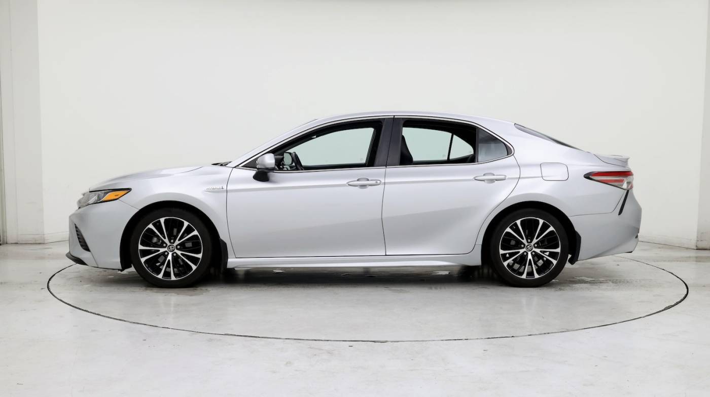2018 Toyota Camry Hybrid SE — Sedan — 99,116 mi — Salem, OR