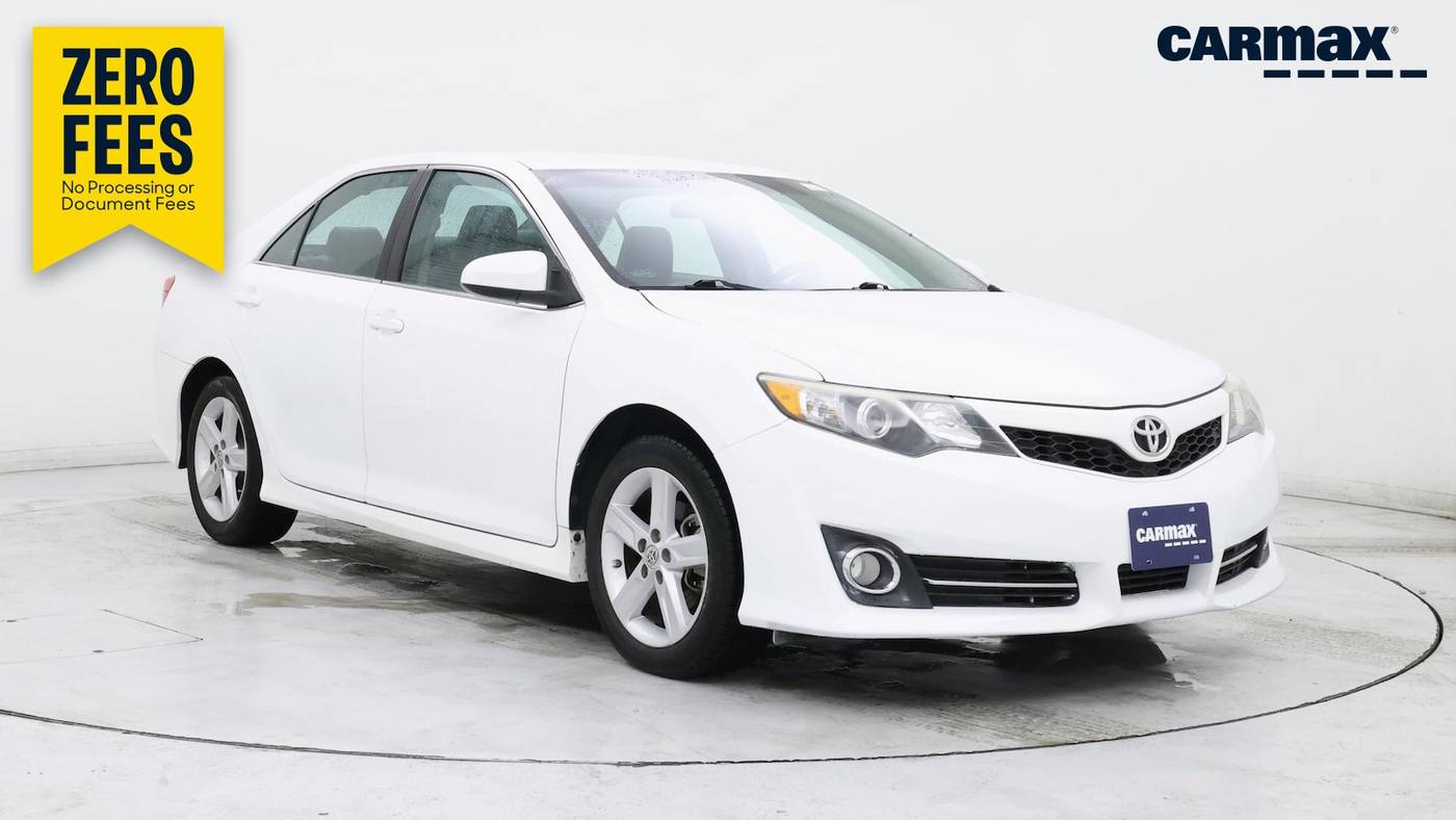2014 Toyota Camry SE