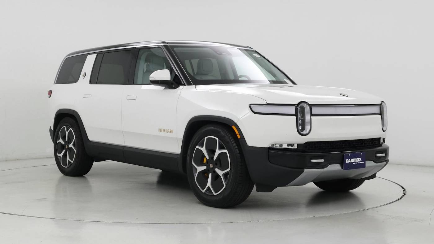 2024 Rivian R1S