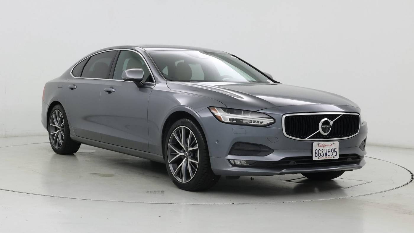 2018 Volvo S90 T5 Momentum