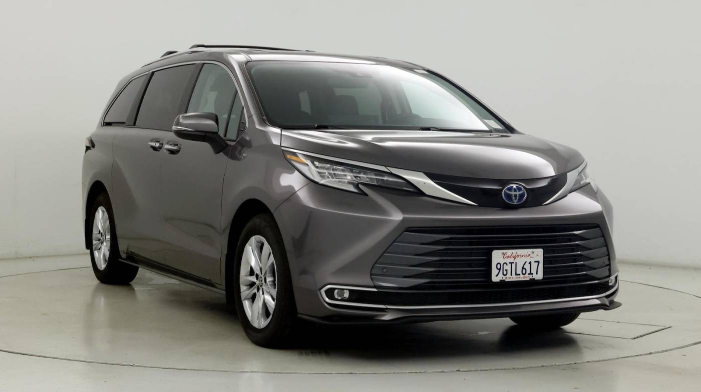 2023 Toyota Sienna Limited — Minivan — 26,018 mi — Duarte, CA