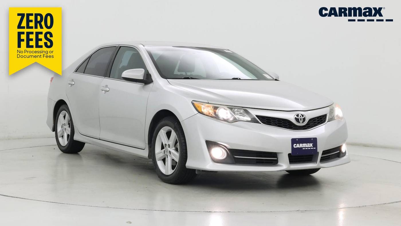 2014 Toyota Camry SE