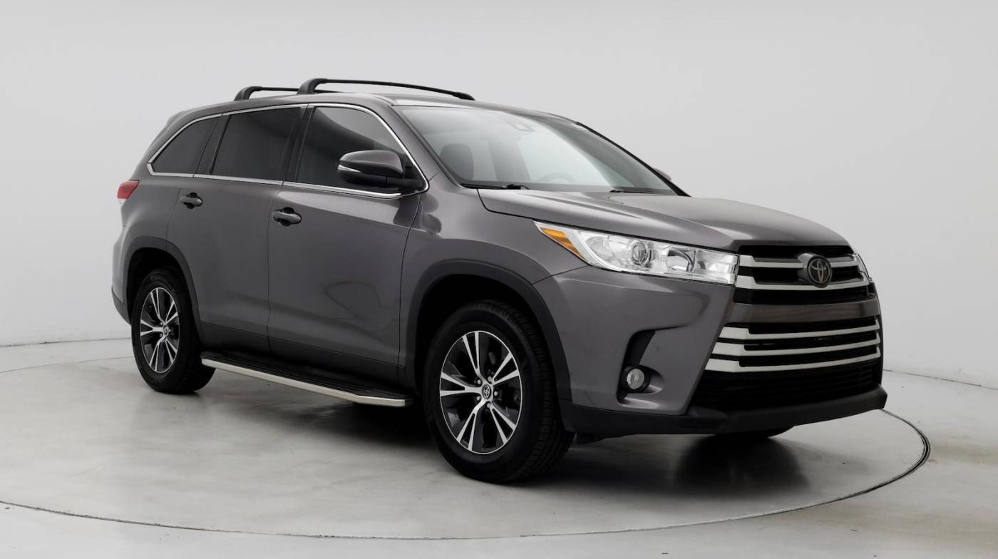 2019 Toyota Highlander LE Plus — SUV — 67,860 mi — Scottsdale, AZ