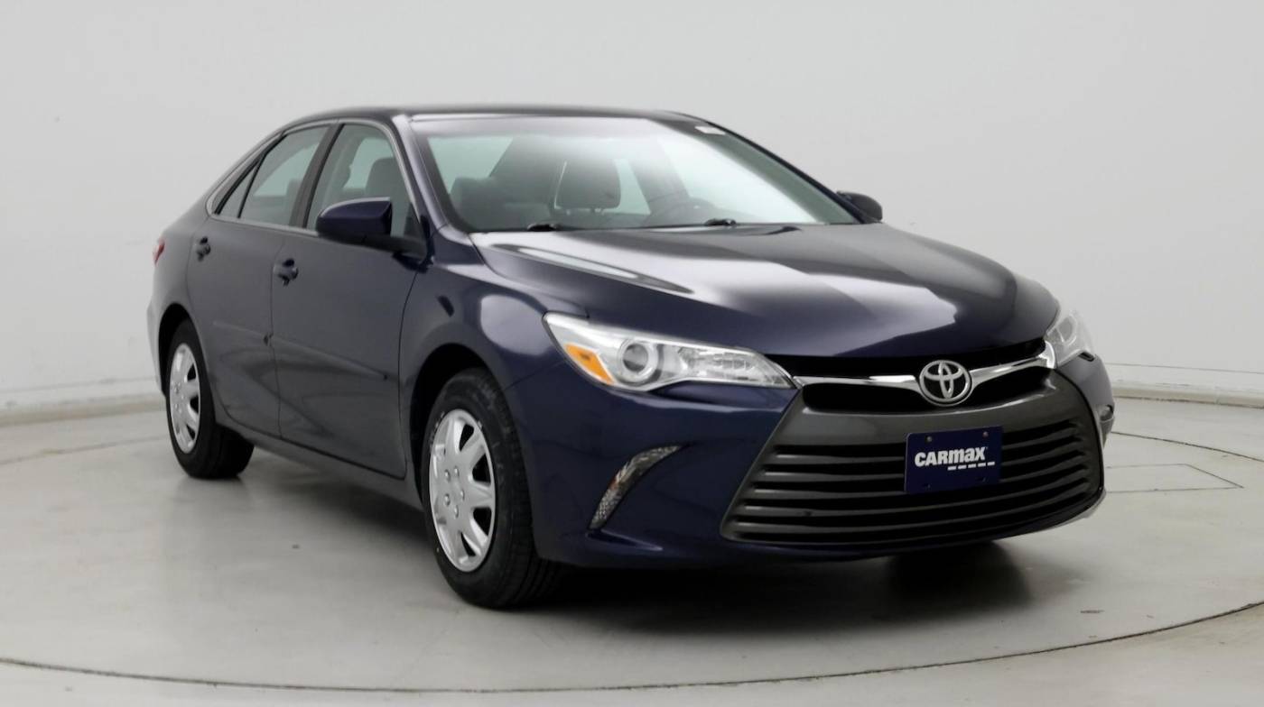 2016 Toyota Camry LE — Sedan — 67,085 mi — Littleton, CO