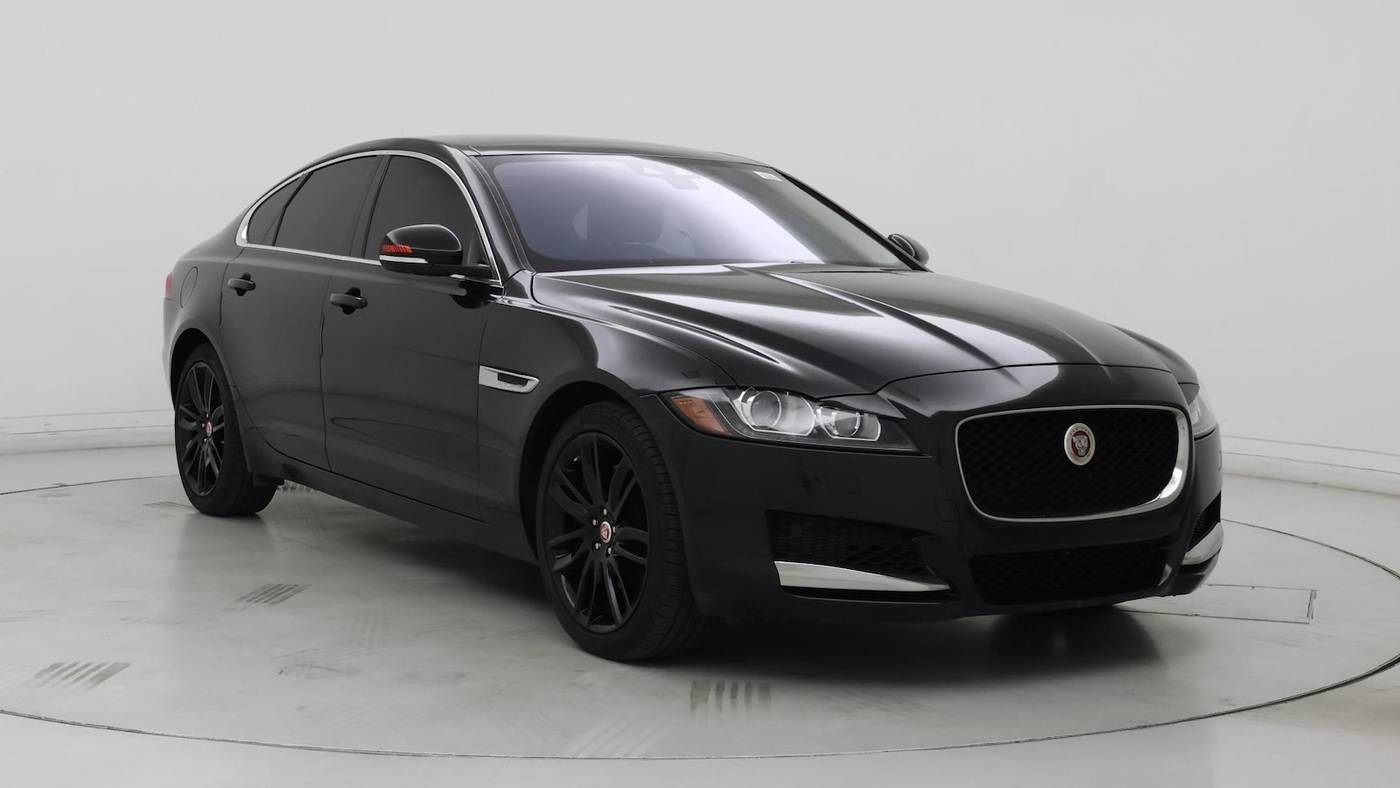 2017 Jaguar XF Prestige