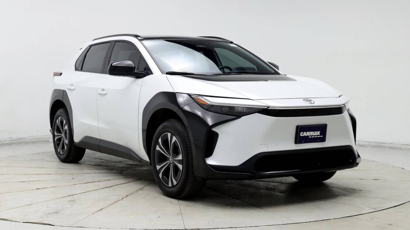 2024 Toyota bZ4X XLE — SUV — 1,697 mi — Littleton, CO