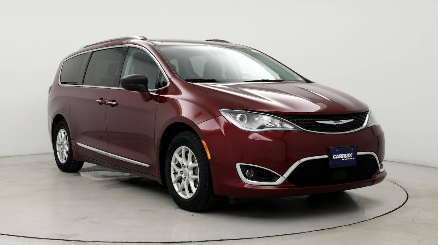 2020 Chrysler Pacifica Touring L — Minivan — 63,835 mi — St Peters, MO