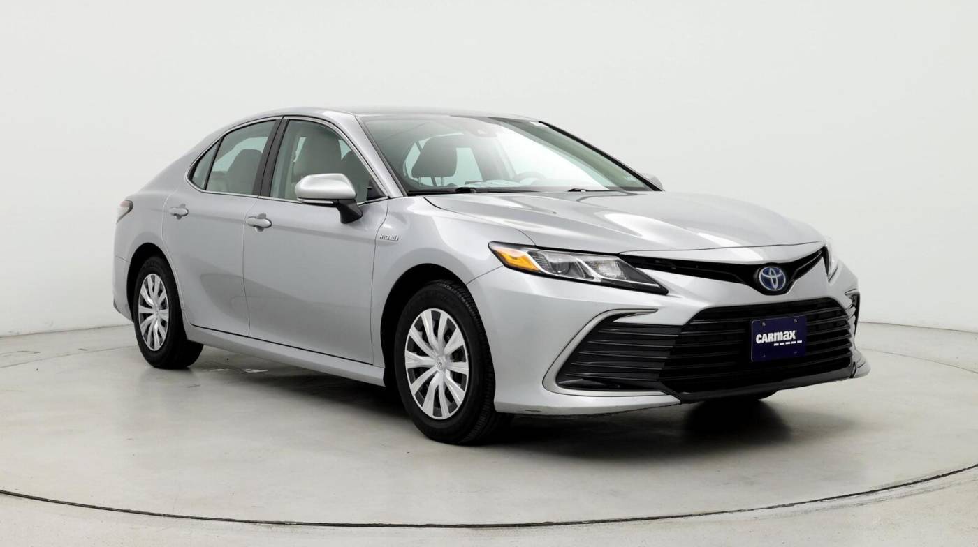 2021 Toyota Camry Hybrid LE — Sedan — 40,931 mi — St Peters, MO