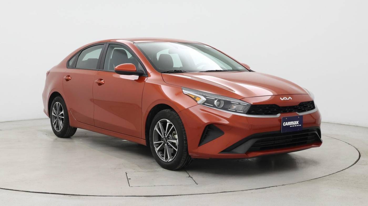 2023 Kia Forte LXS — Sedan — 20,782 mi — St Peters, MO