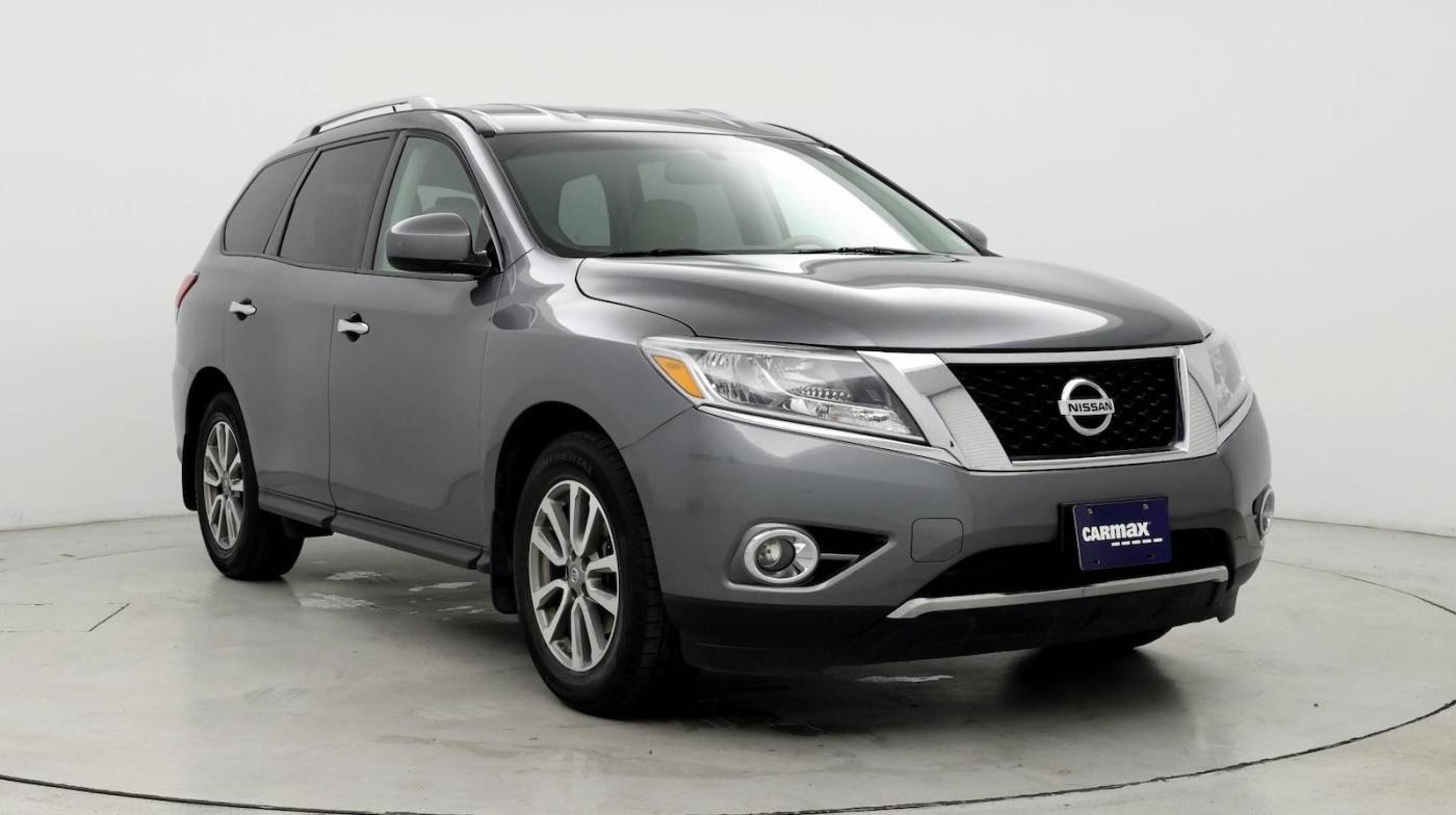 2015 Nissan Pathfinder SV — SUV — 97,261 mi — St Peters, MO