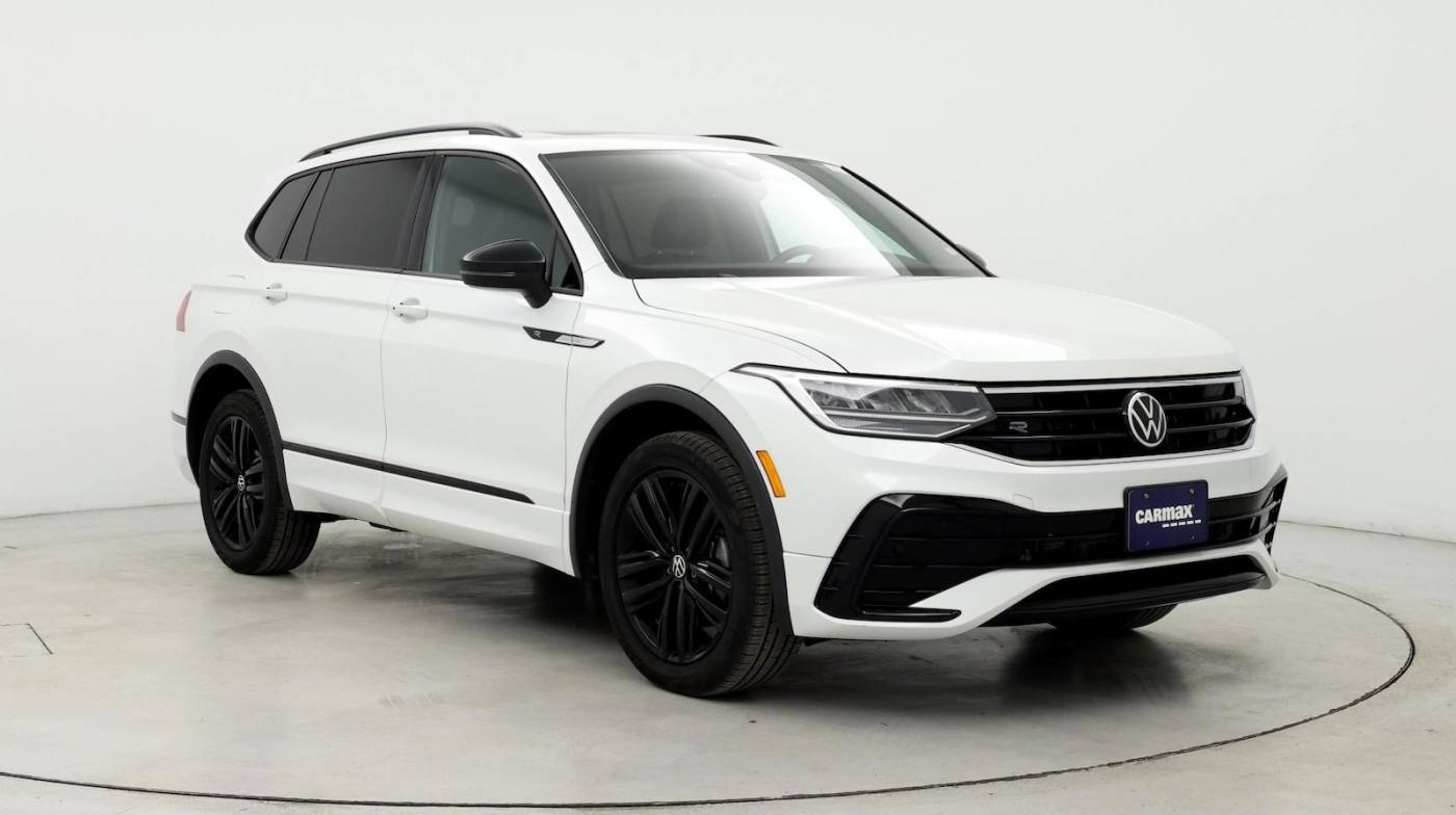 2022 Volkswagen Tiguan SE R-Line Black — SUV — 13,756 mi — St Peters, MO