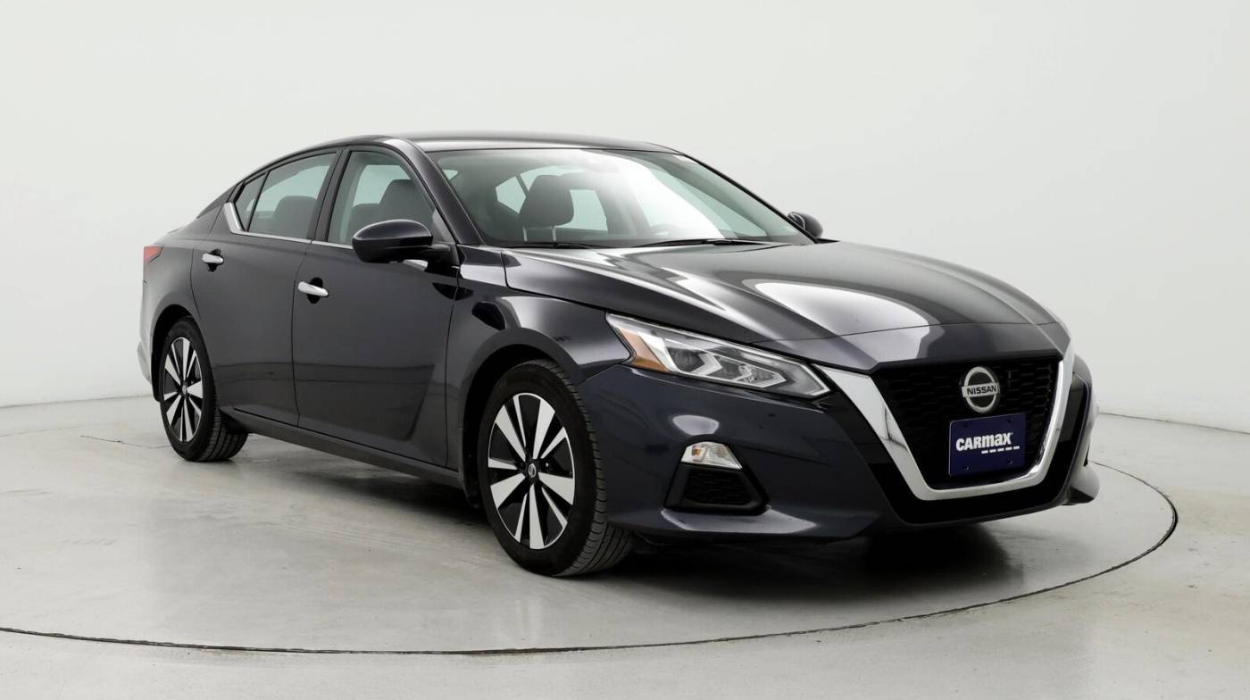 2022 Nissan Altima SV — Sedan — 47,215 mi — St Peters, MO