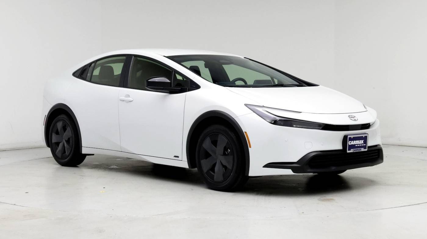 2023 Toyota Prius LE — Hatchback — 8,075 mi — Vancouver, WA
