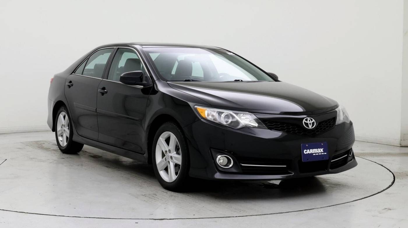 2014 Toyota Camry SE — Sedan — 56,925 mi — Vancouver, WA