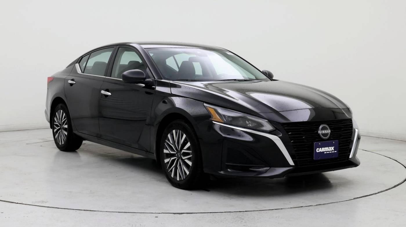 2024 Nissan Altima SV — Sedan — 17,989 mi — Vancouver, WA