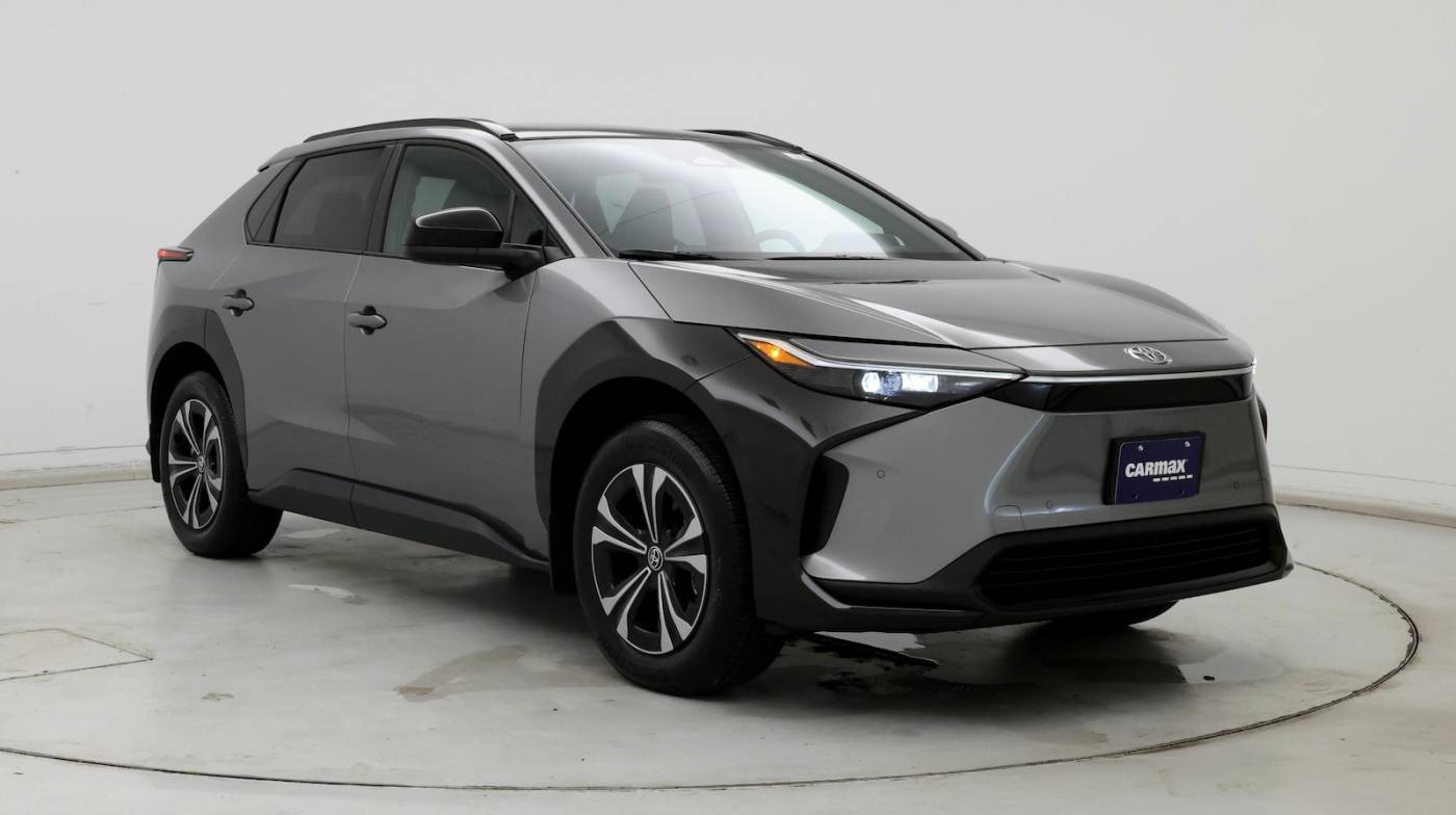 2024 Toyota bZ4X XLE — SUV — 3,135 mi — Federal Heights, CO