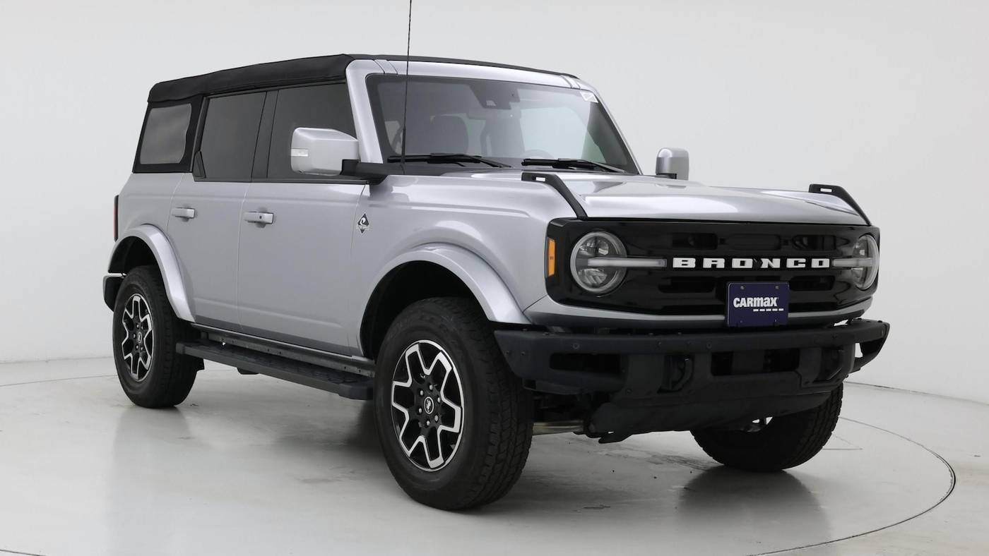 2024 Ford Bronco Outer Banks