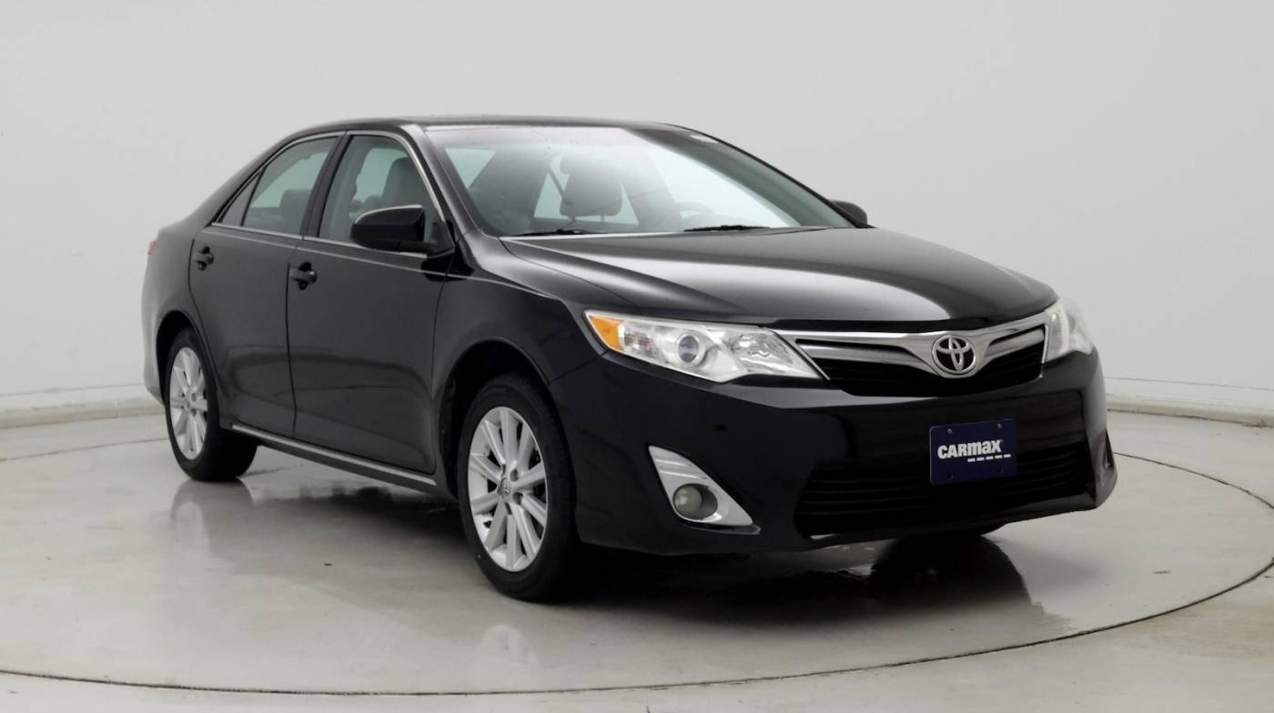 2014 Toyota Camry XLE — Sedan — 120,163 mi — Federal Heights, CO