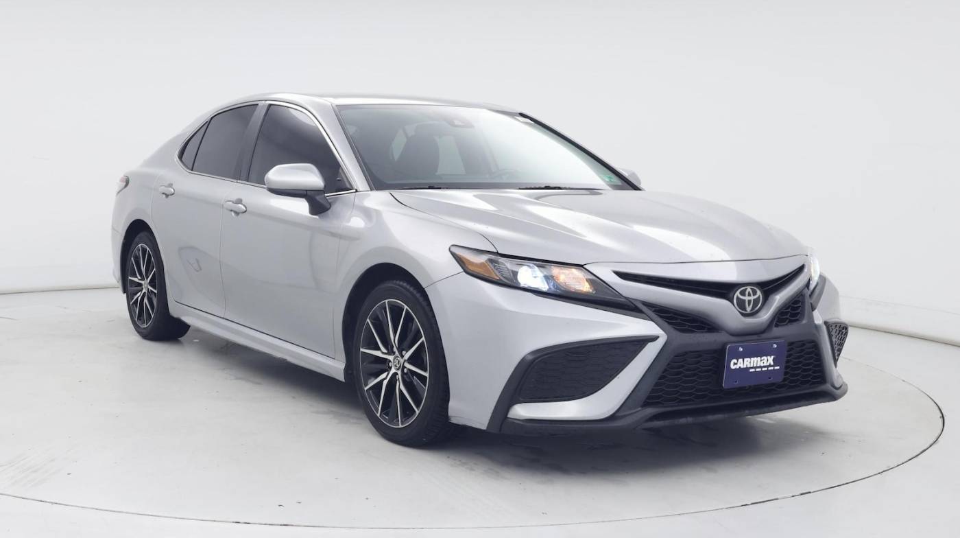 2021 Toyota Camry SE — Sedan — 83,651 mi — Glen Allen, VA