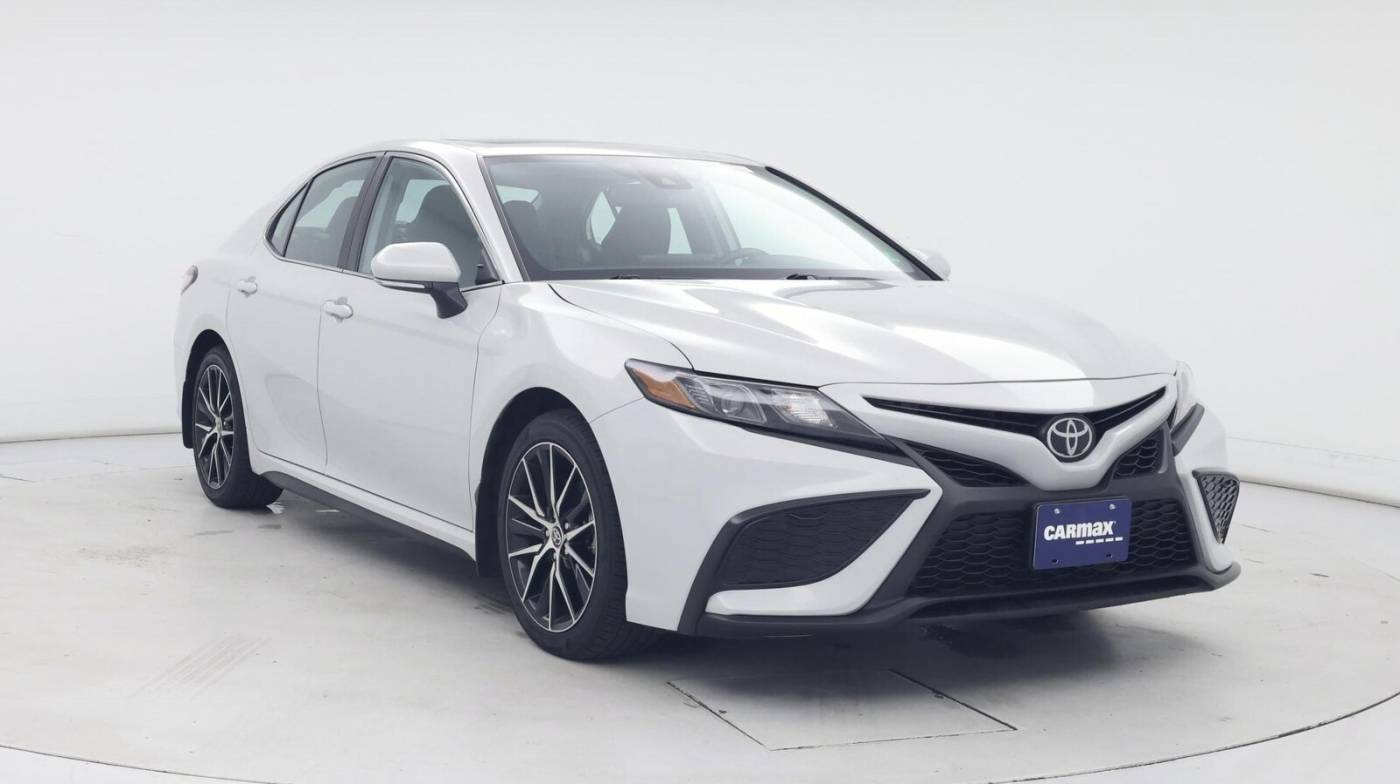 2022 Toyota Camry SE — Sedan — 39,032 mi — Glen Allen, VA